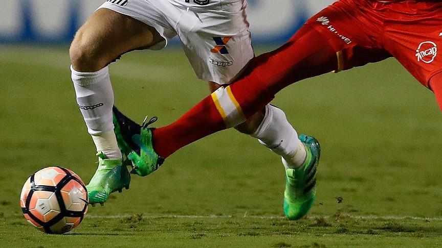 Pourquoi les conversations sur le football sont interminables au Cameroun ?