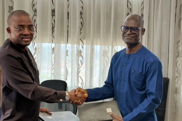 Cameroon: CNPS and Innovendi partner to finance the transformation of the Port of Douala into a Smart Port