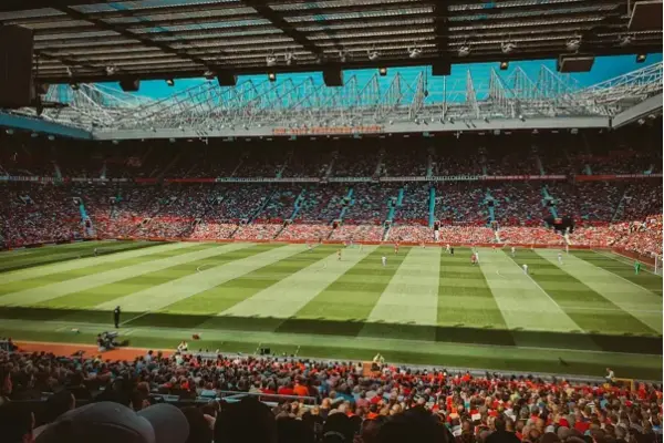 From Elite One to Europe: how the Cameroonian championship creates synergies in betting with the Premier League and La Liga