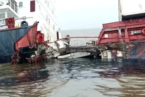 Cameroun : deux navires entrent en collision au port de Douala